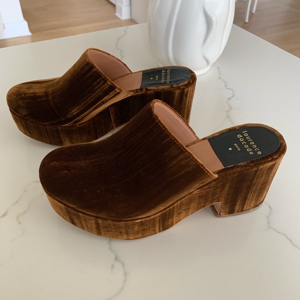 Stunning Laurence Dacade Paris Rich Brown Velvet Clogs